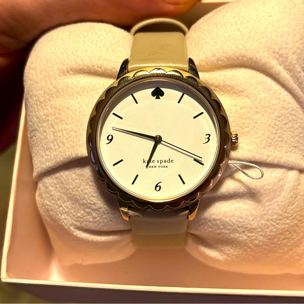 Kate Spade watch KSW 1508 Brand new but needs a new battery
